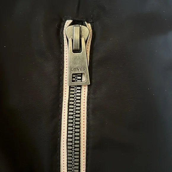 Levi’s Bomber Jacket Windbreaker - Picture 6 of 9